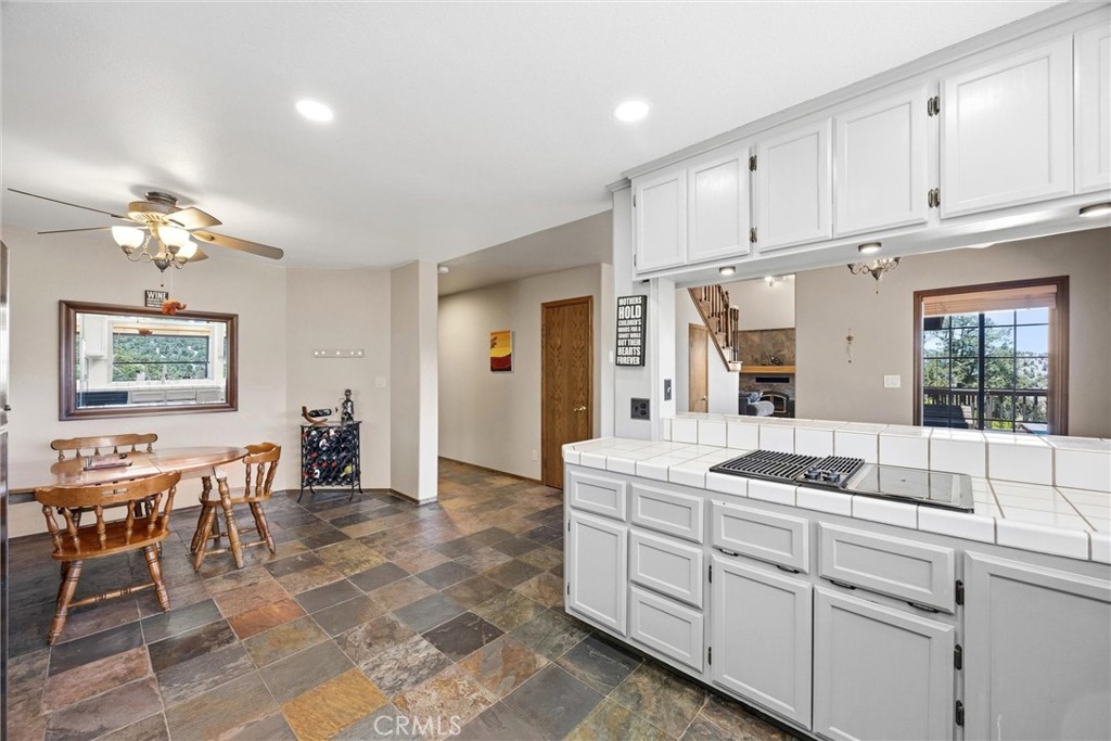 2100 St Bernard Property Photo 19
