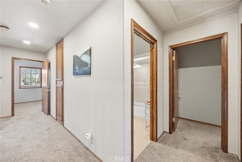 2100 St Bernard Property Photo 33