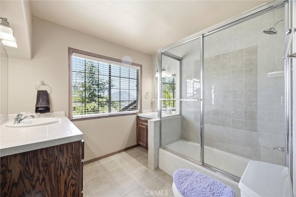 2100 St Bernard Property Photo 37