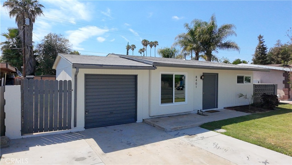 8401 Tampa Property Photo 3