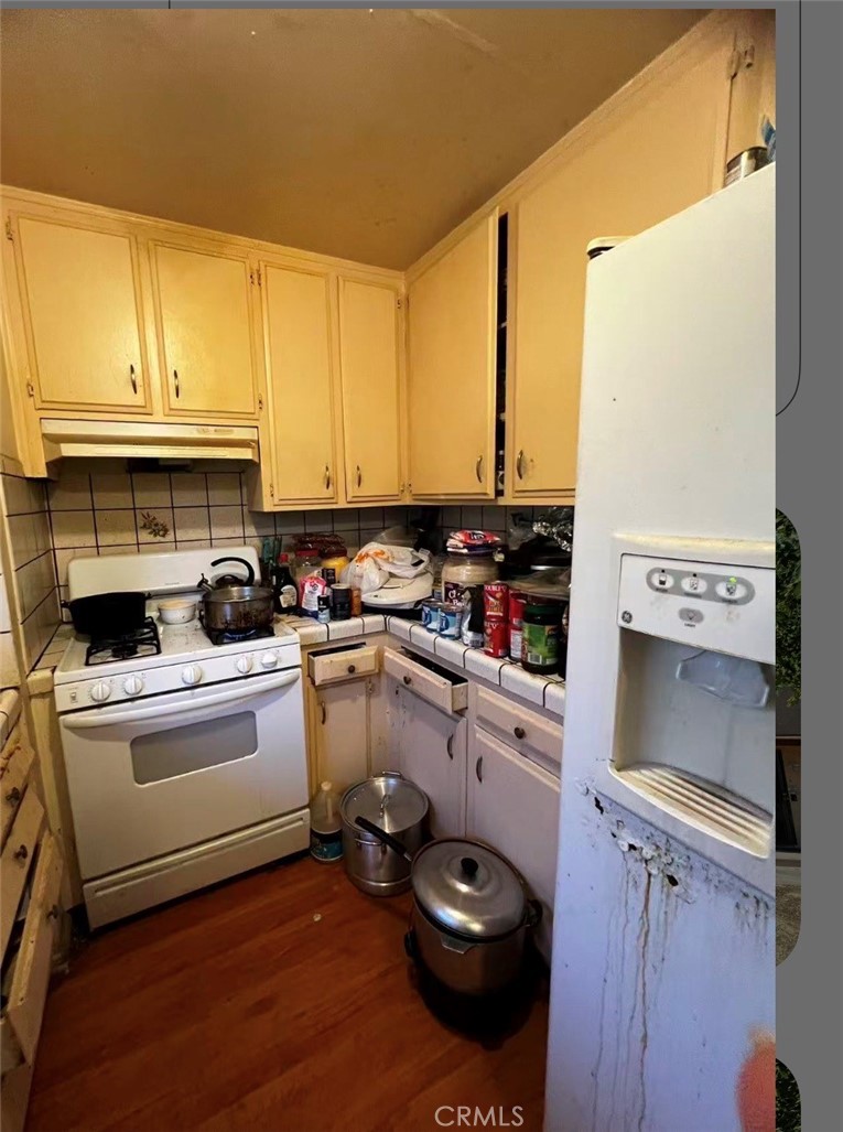 1011 W Avenue H12 Property Photo 19