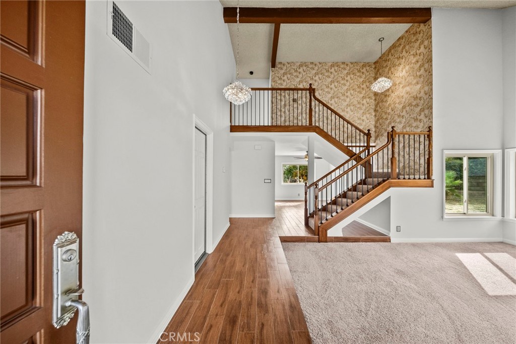 2031 Morning Glory Property Photo 5