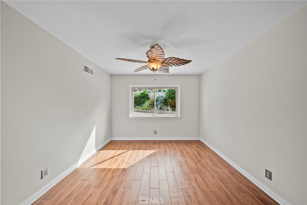 2031 Morning Glory Property Photo 10