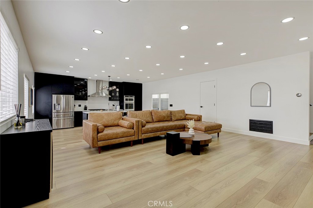400 Hay Street Property Photo 19
