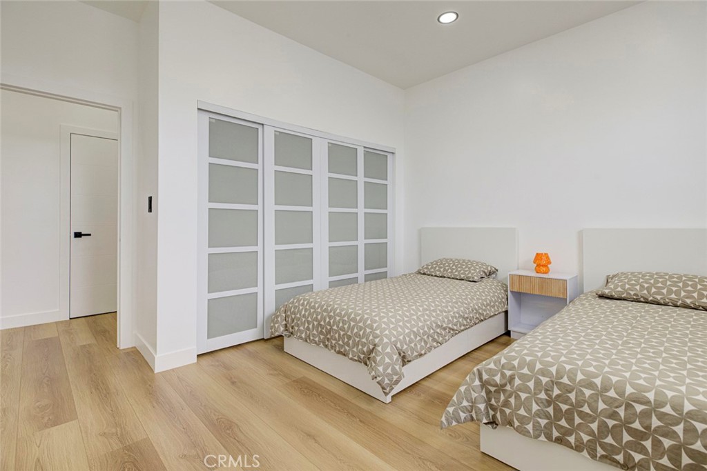400 Hay Street Property Photo 28