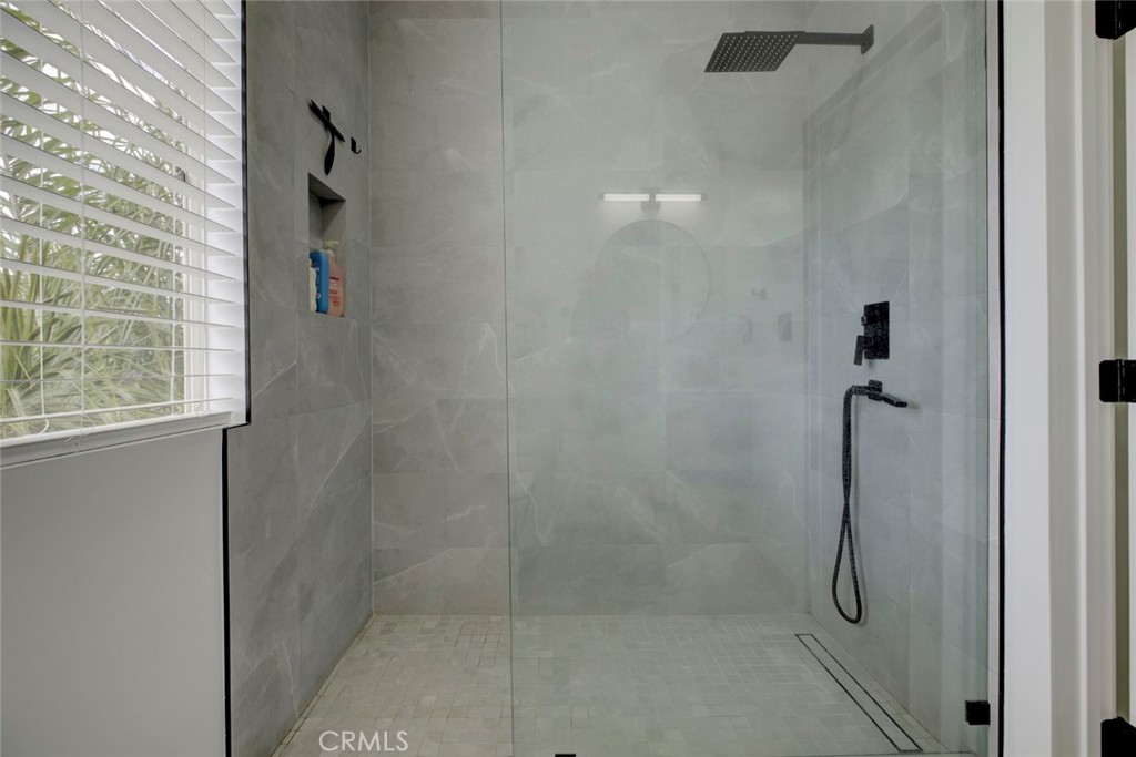 400 Hay Street Property Photo 43