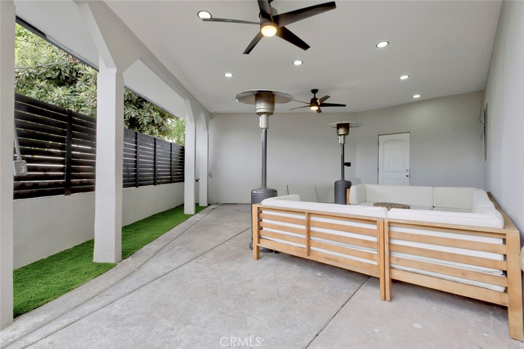 400 Hay Street Property Photo 48