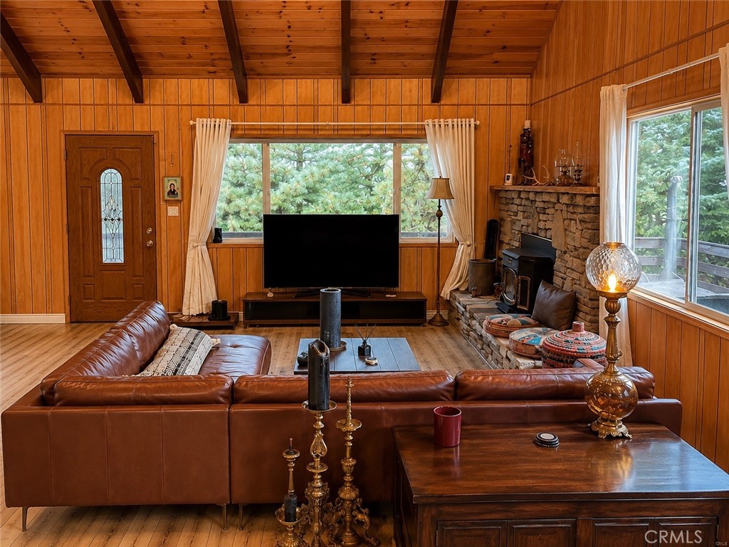 15312 Juniper Court Property Photo 11
