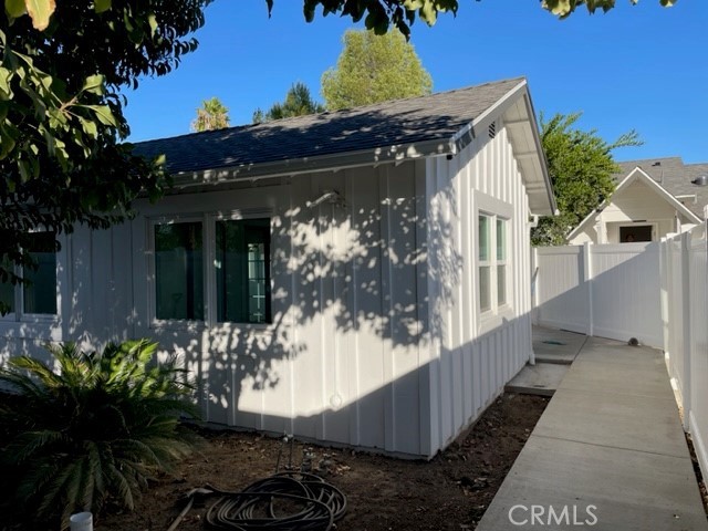 6532 Shoup Avenue Property Photo 11