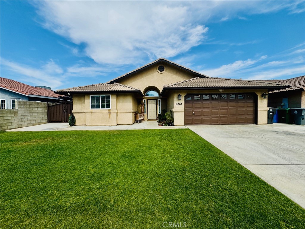 2212 S A Property Photo 3