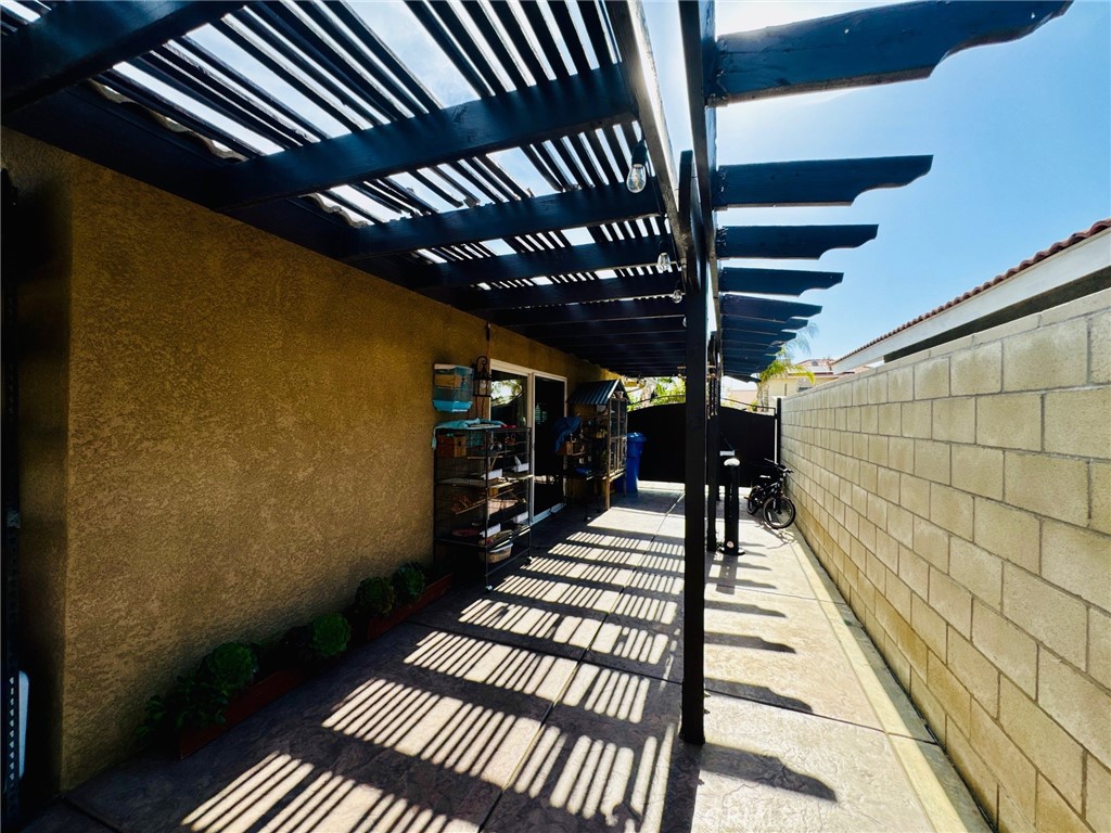 2212 S A Property Photo 25