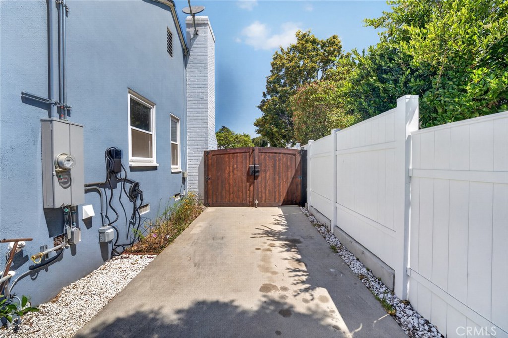 1660 Wagner Property Photo 28