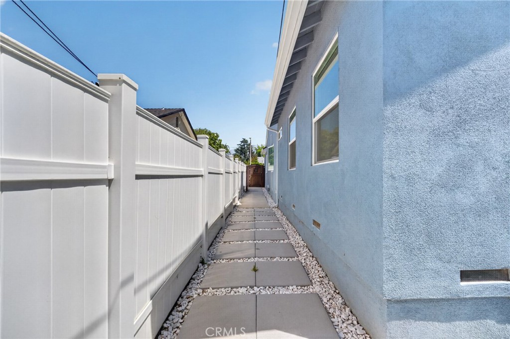 1660 Wagner Property Photo 32