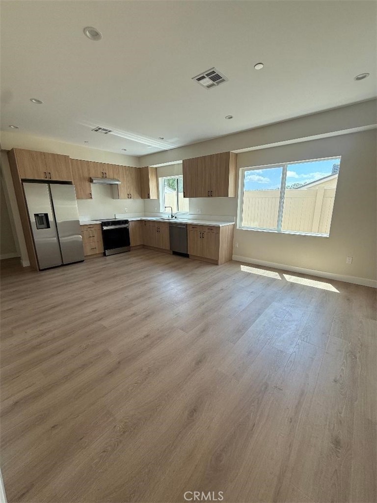 7828 Kyle Street Property Photo 2