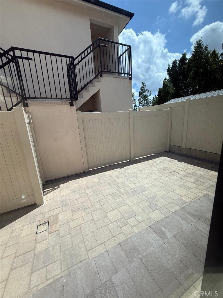 7828 Kyle Street Property Photo 5