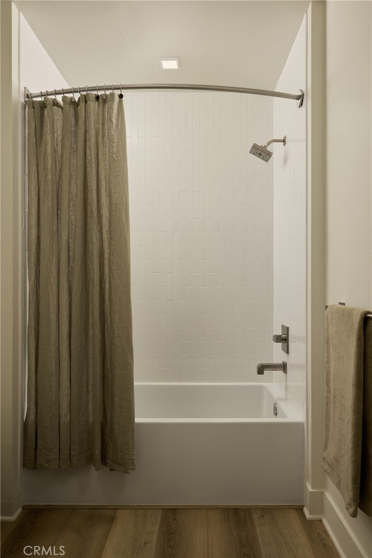 21010 Erwin Street 623 Property Photo 48