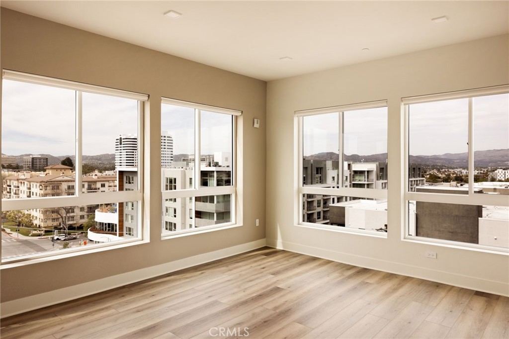 21010 Erwin Street 623 Property Photo 53
