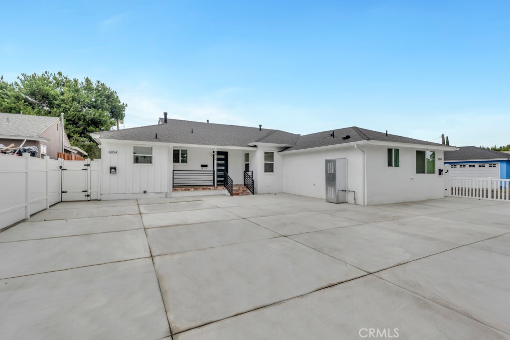 6852 Claire Avenue Property Photo 1
