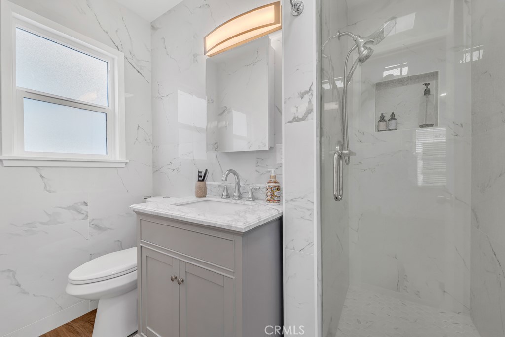 6852 Claire Avenue Property Photo 23