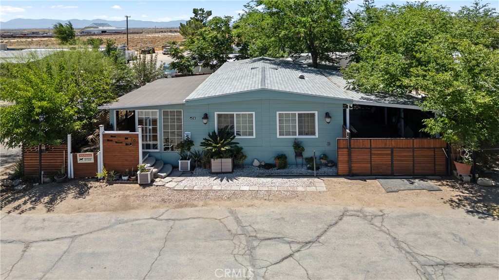 1258 W Rosamond 76 Property Photo 10