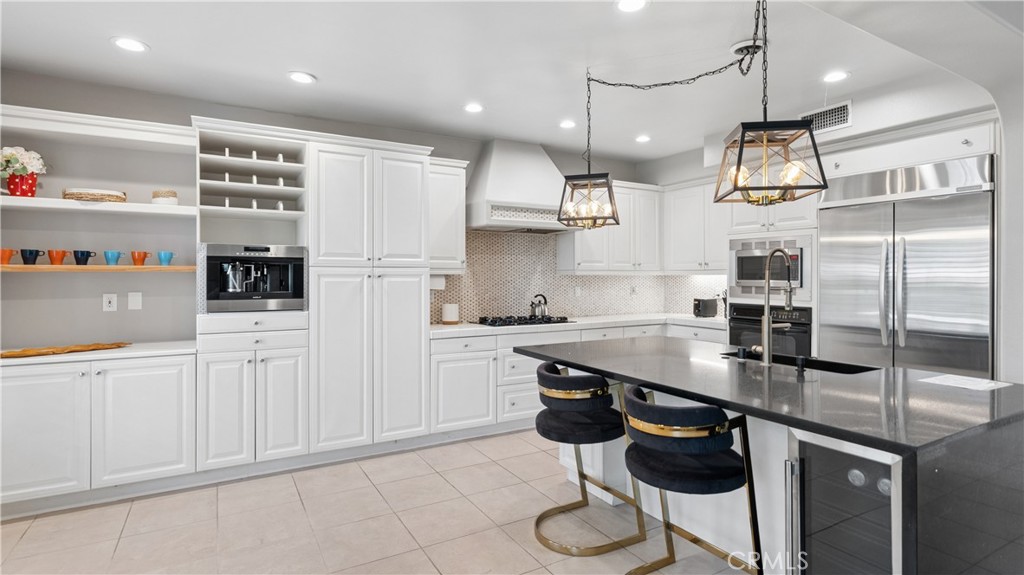 26803 Brookhollow Property Photo 8