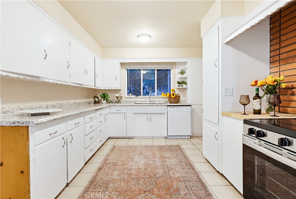 9522 Cedarvale Road Property Photo 30