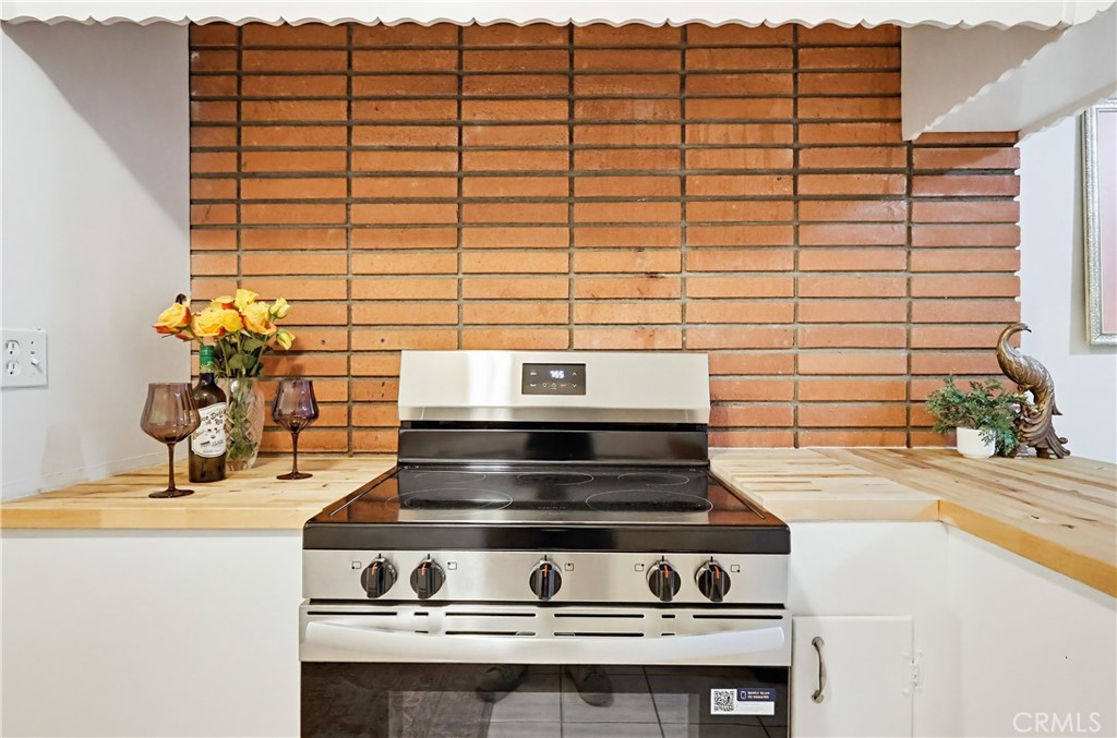 9522 Cedarvale Road Property Photo 31