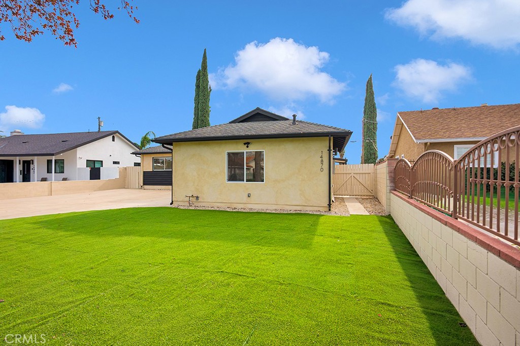 14868 Envoy Property Photo 41
