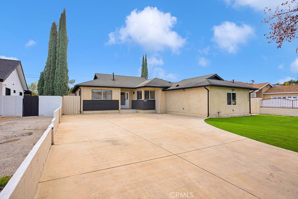 14868 Envoy Property Photo 42