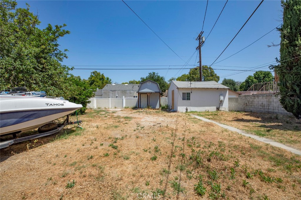 17337 Saticoy Property Photo 3