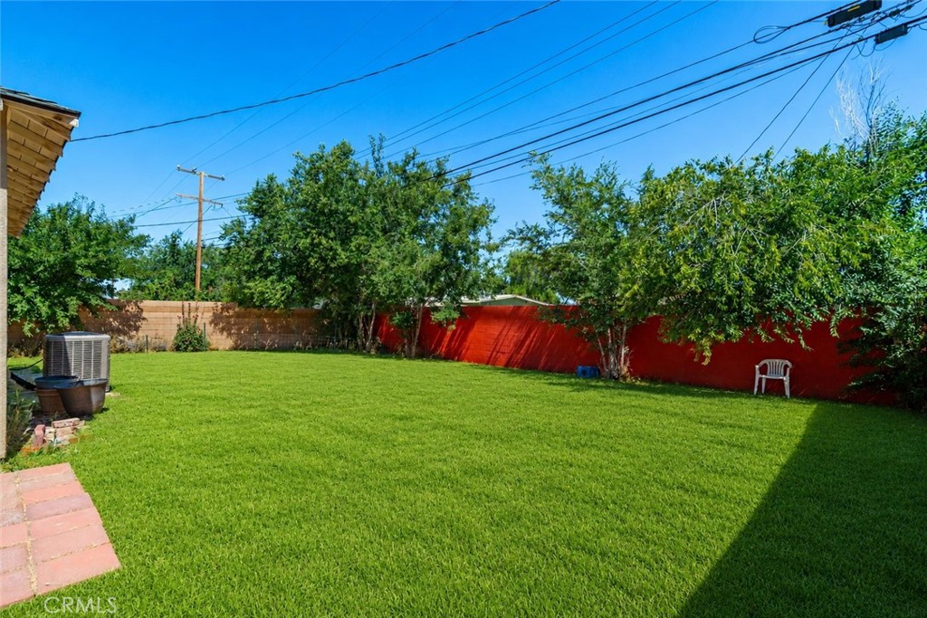 1315 W Avenue I Property Photo 33
