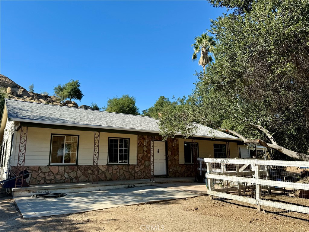9633 Baden Property Photo 2