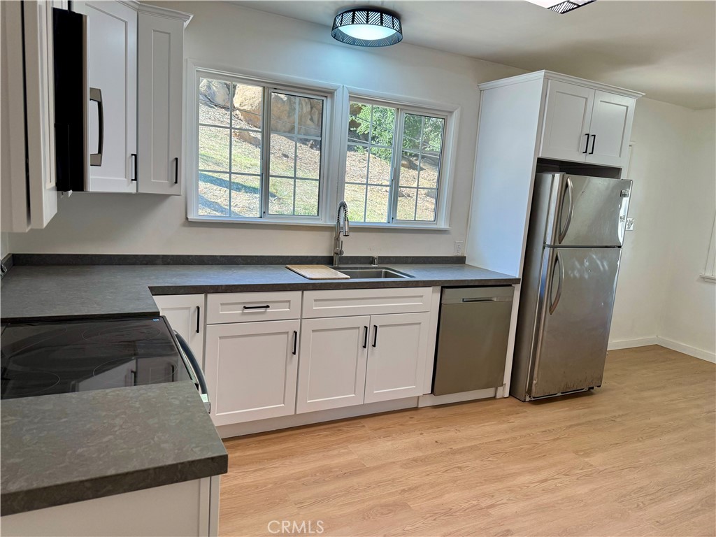9633 Baden Property Photo 4