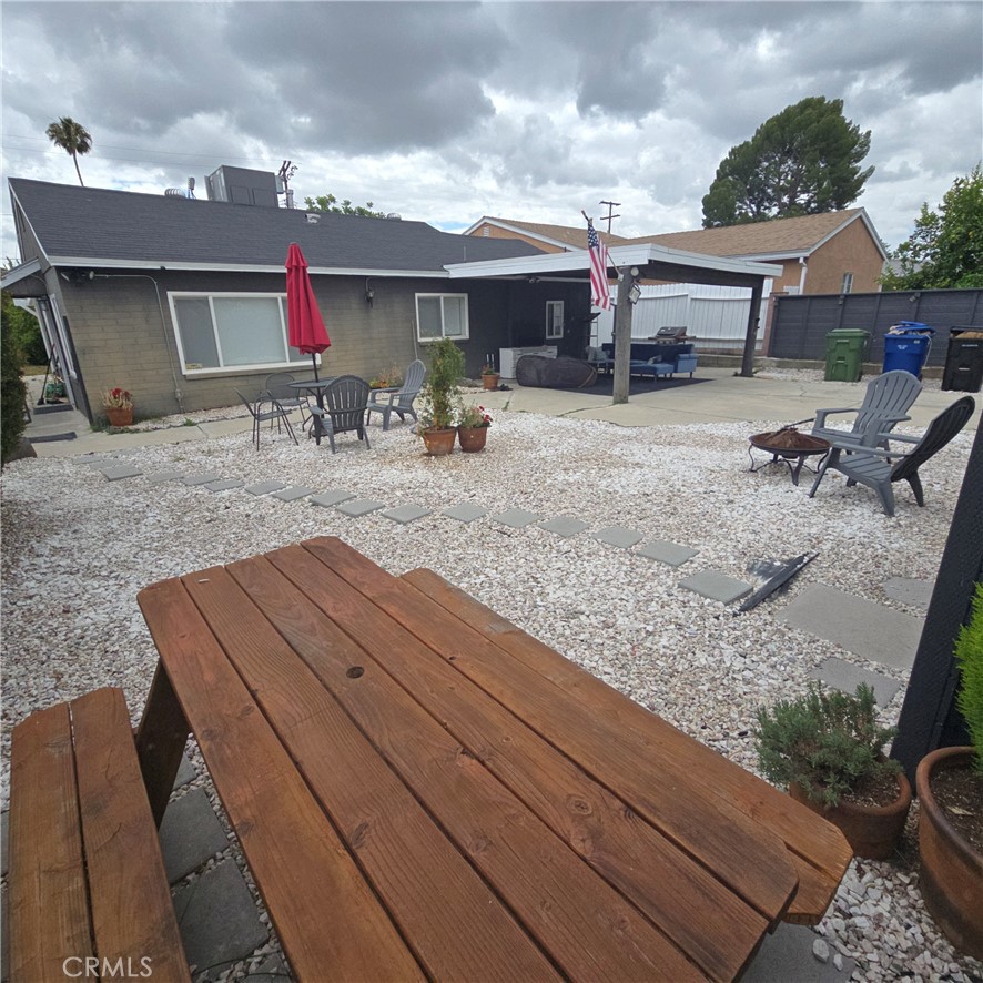 6704 Rhea Property Photo 4