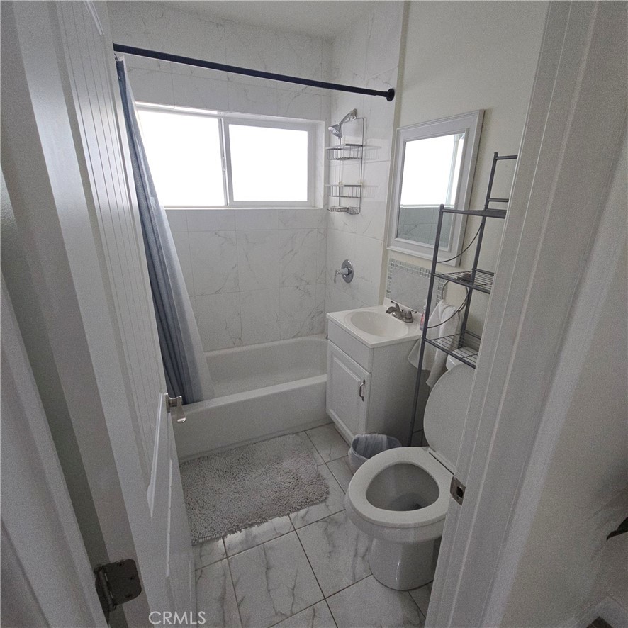 6704 Rhea Property Photo 13