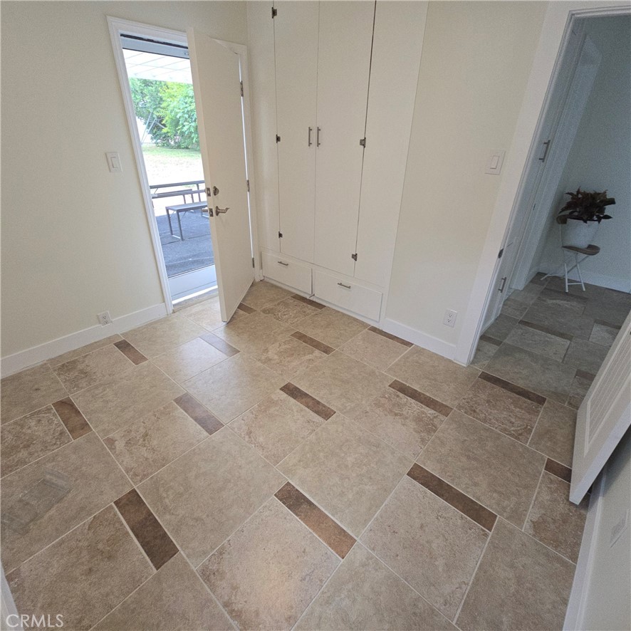 6704 Rhea Property Photo 16