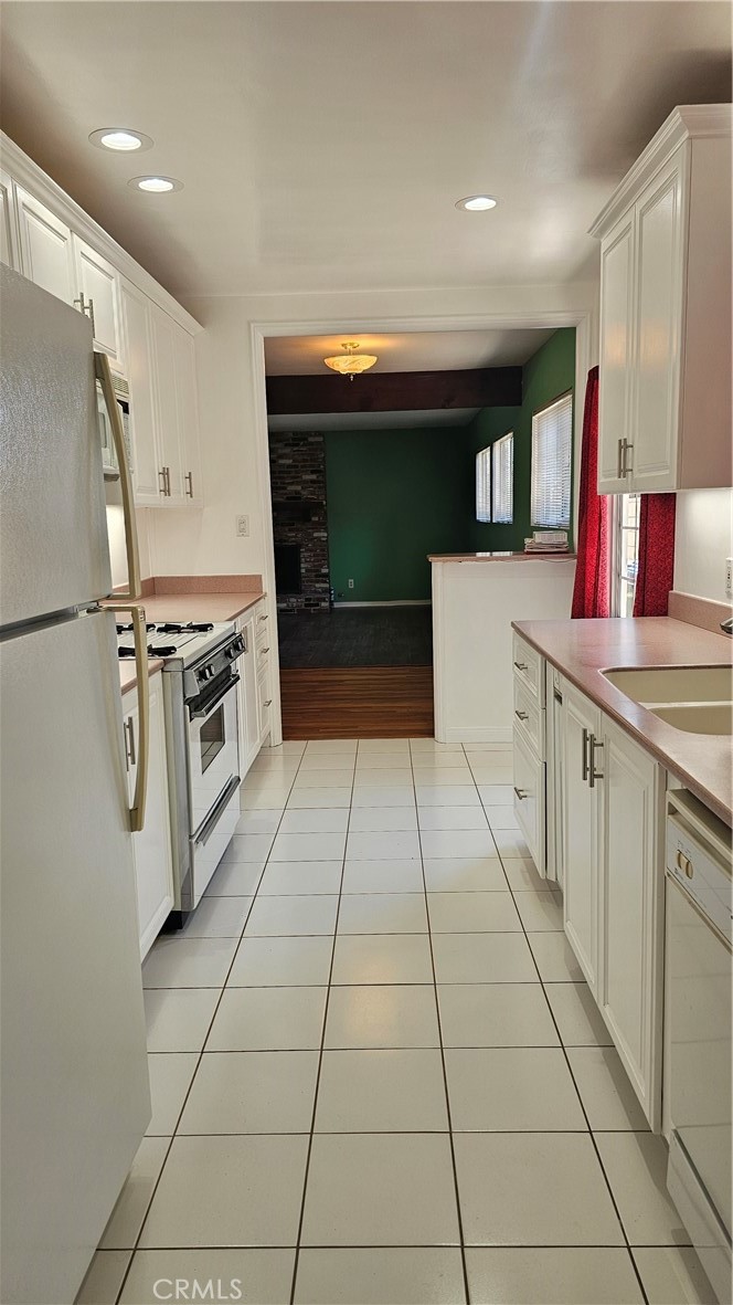 8009 Aldea Property Photo 8