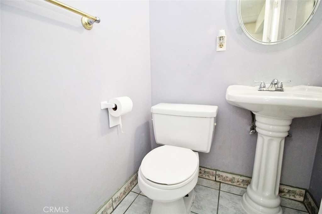 414 E 98th Street B Property Photo 9