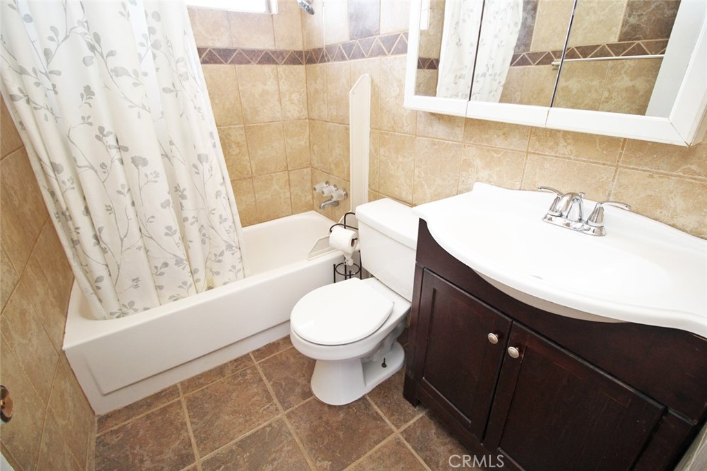 414 E 98th Street B Property Photo 14