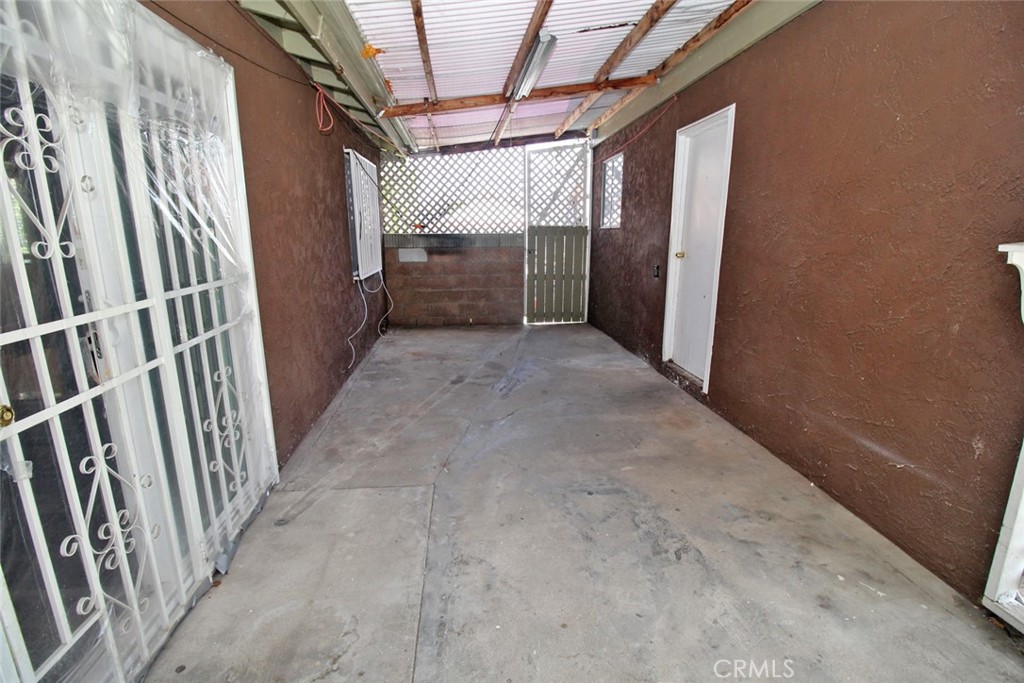 414 E 98th Street B Property Photo 17