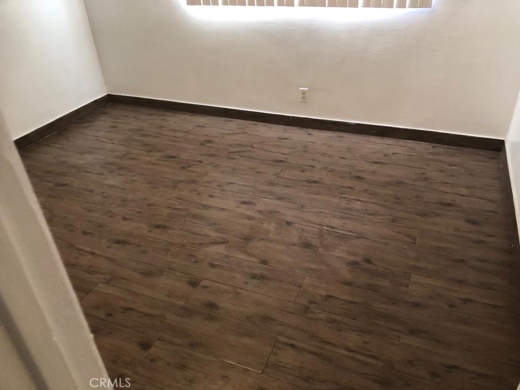 2026 S Ridgeley Property Photo 7