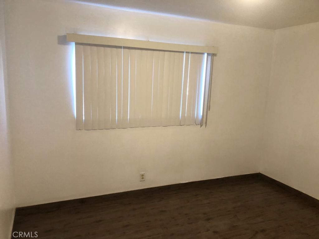 2026 S Ridgeley Property Photo 8