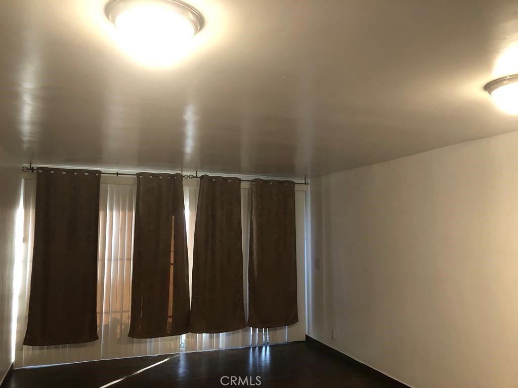 2026 S Ridgeley Property Photo 31
