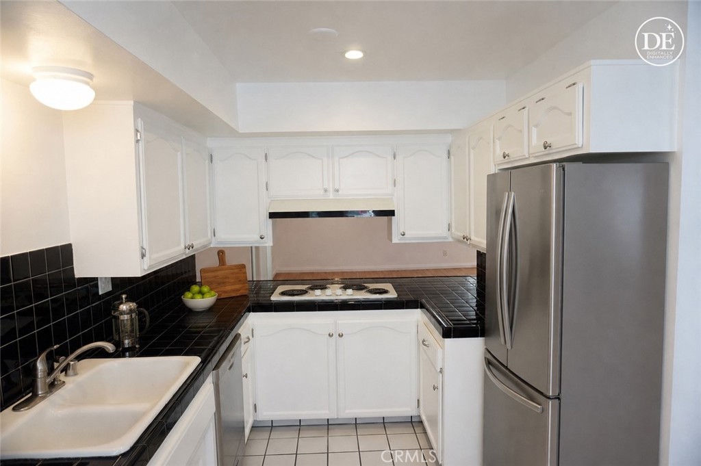 4610 Densmore Avenue 20 Property Photo 1
