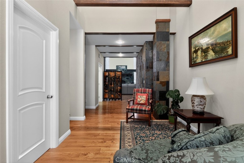 15117 Chestnut Drive Property Photo 8