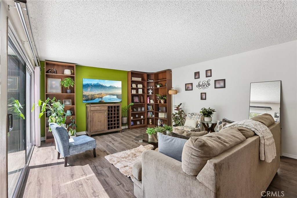 18530 Mayall Street D Property Photo 7