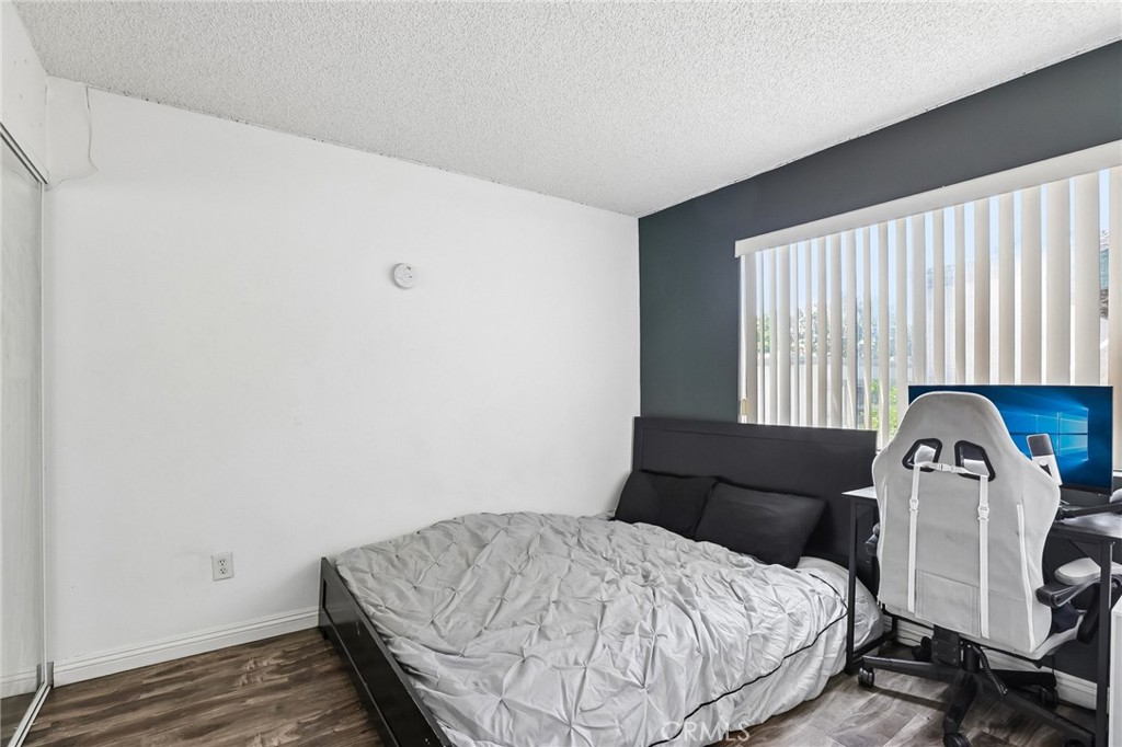 18530 Mayall Street D Property Photo 17