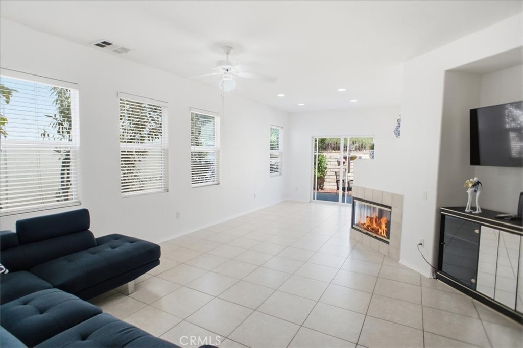 27660 Cordovan Property Photo 4