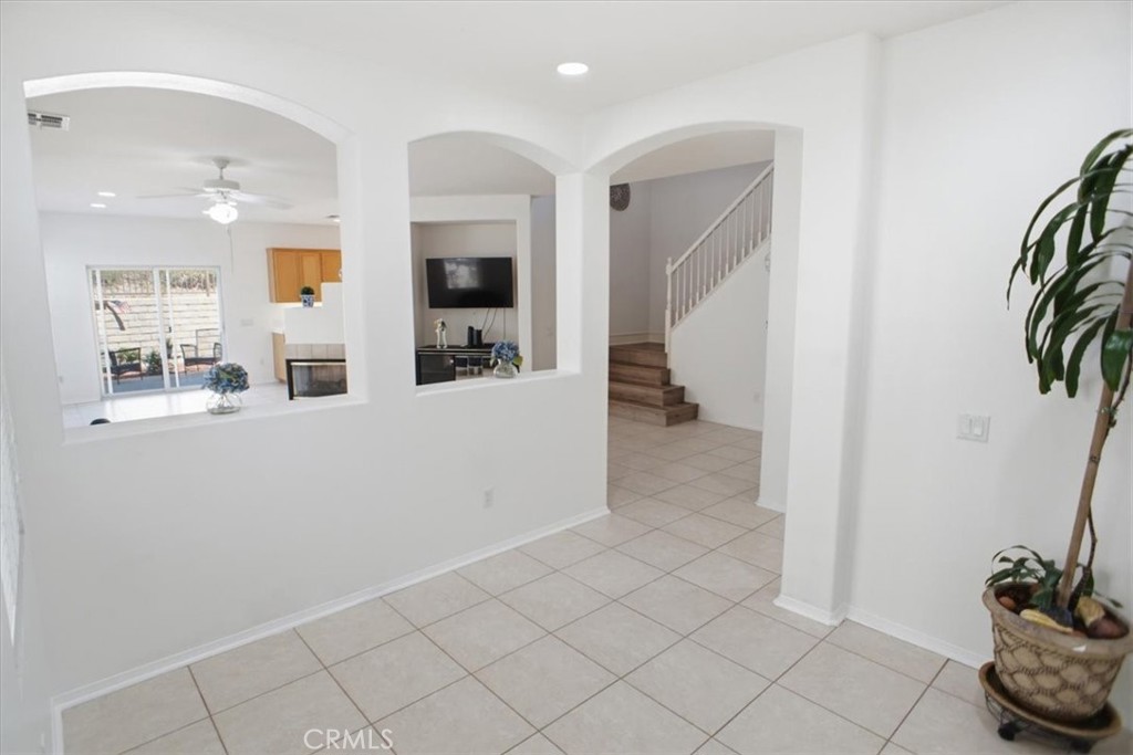 27660 Cordovan Property Photo 6