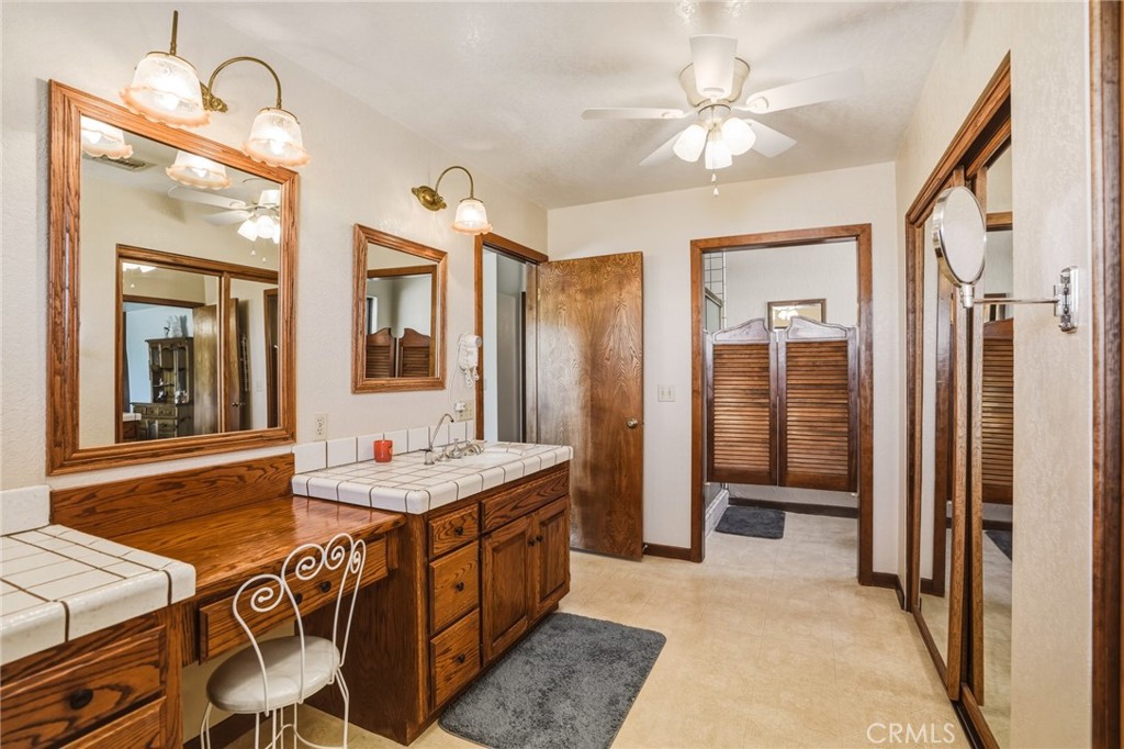1661 Twin Butte Property Photo 59